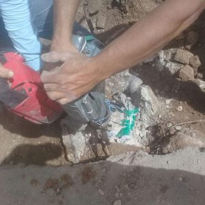 تخریب کار داخل و بیرون ساختمان با انواع پیکور در سایت آگهی و خدمات دزار سمنان.