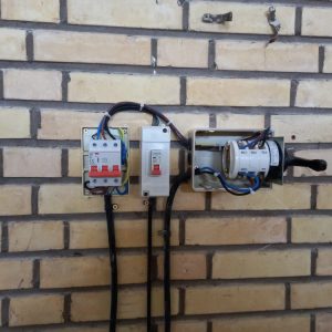 خدمات برقی و فنی در سمنان