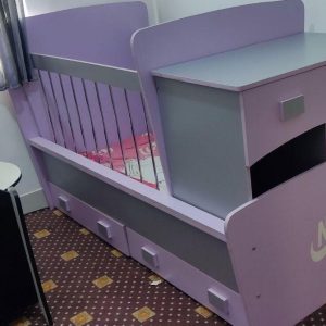 فروش سرویس کمد نوزادی و نوجوانی با تخت و تشک نوزادی در سمنان