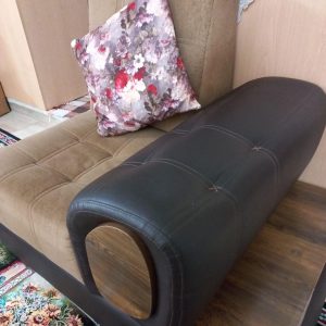 مبل راحتی تمیز درحد نو