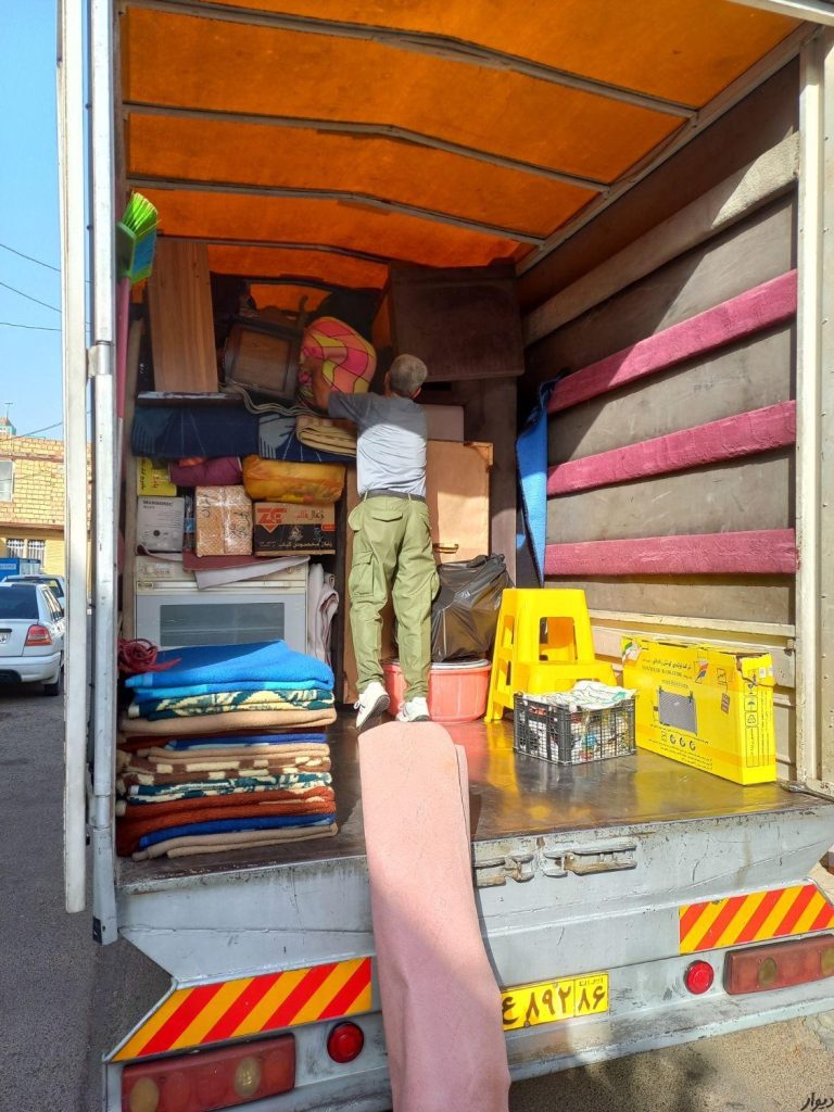 خدمات باربری و اسباب کشی ایمن بار کویر