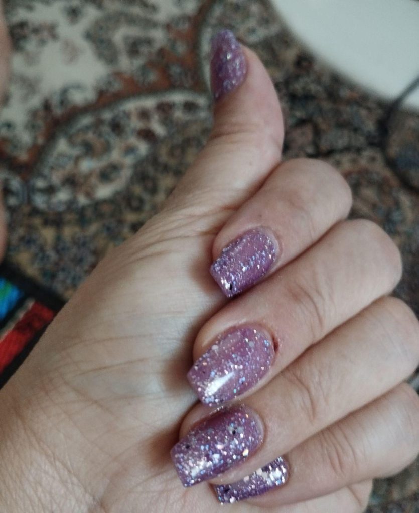 خدمات ناخن کاری