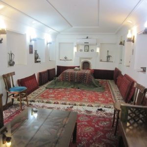 عمارت بادگیر سمنان .یکی از بهترین رستوان های سمنان