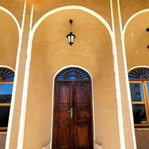 3 عمارت امیر اعظم سمنان. یکی از بهترین روستوران سمنان