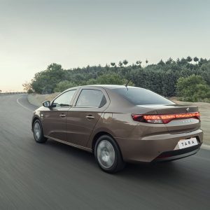 مقایسه تارا با دنا
