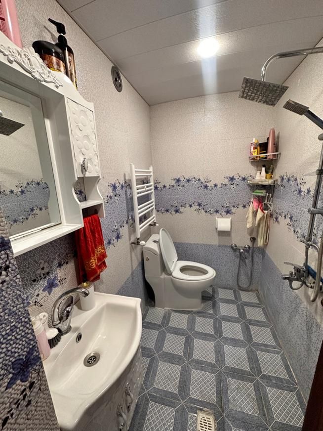 خیابان ۱۷ شهریور منتظری / نوساز و شیک