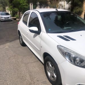 فروش پژو 207i دنده‌ای، مدل ۱۳۹۹ در سمنان.